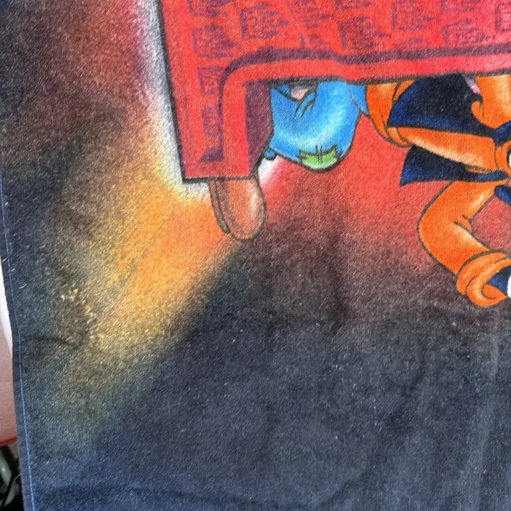 Vintage Silver Spoon 2001 Walt Disney World Beach Bath Towel Bright Colors Thick